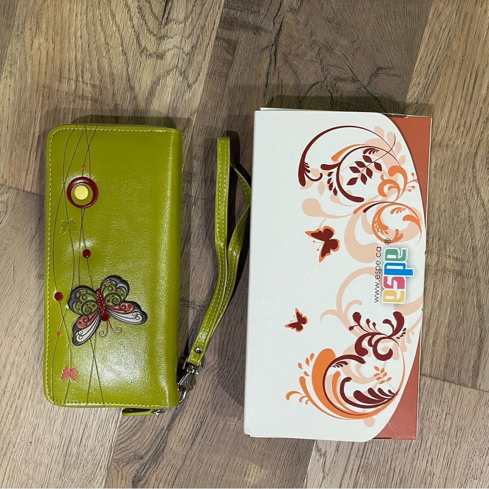 Green Butterfly Wristlet Clutch